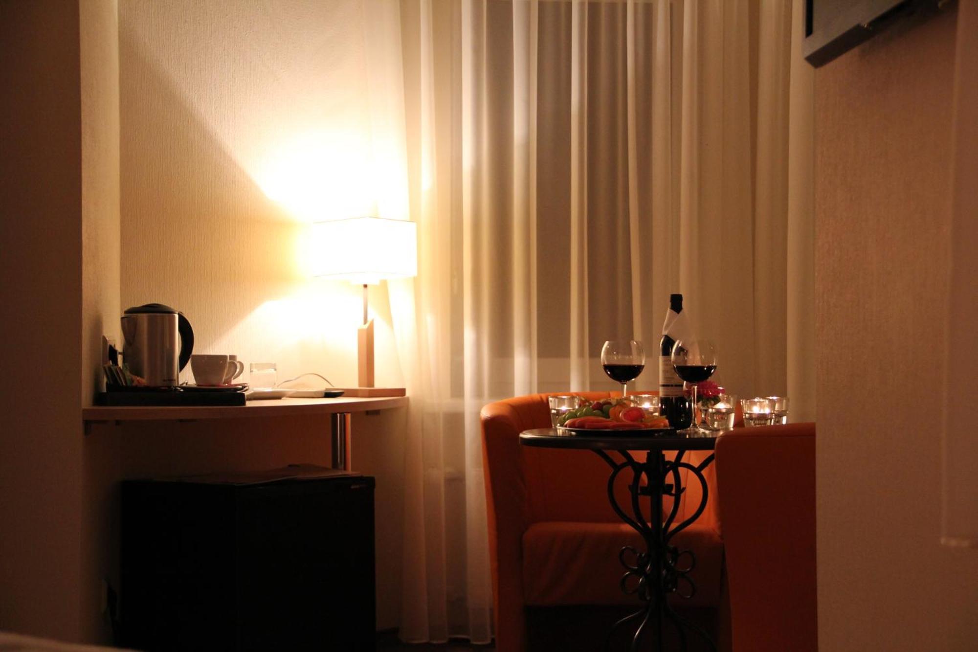 Dzintars Hotel Юрмала Экстерьер фото
