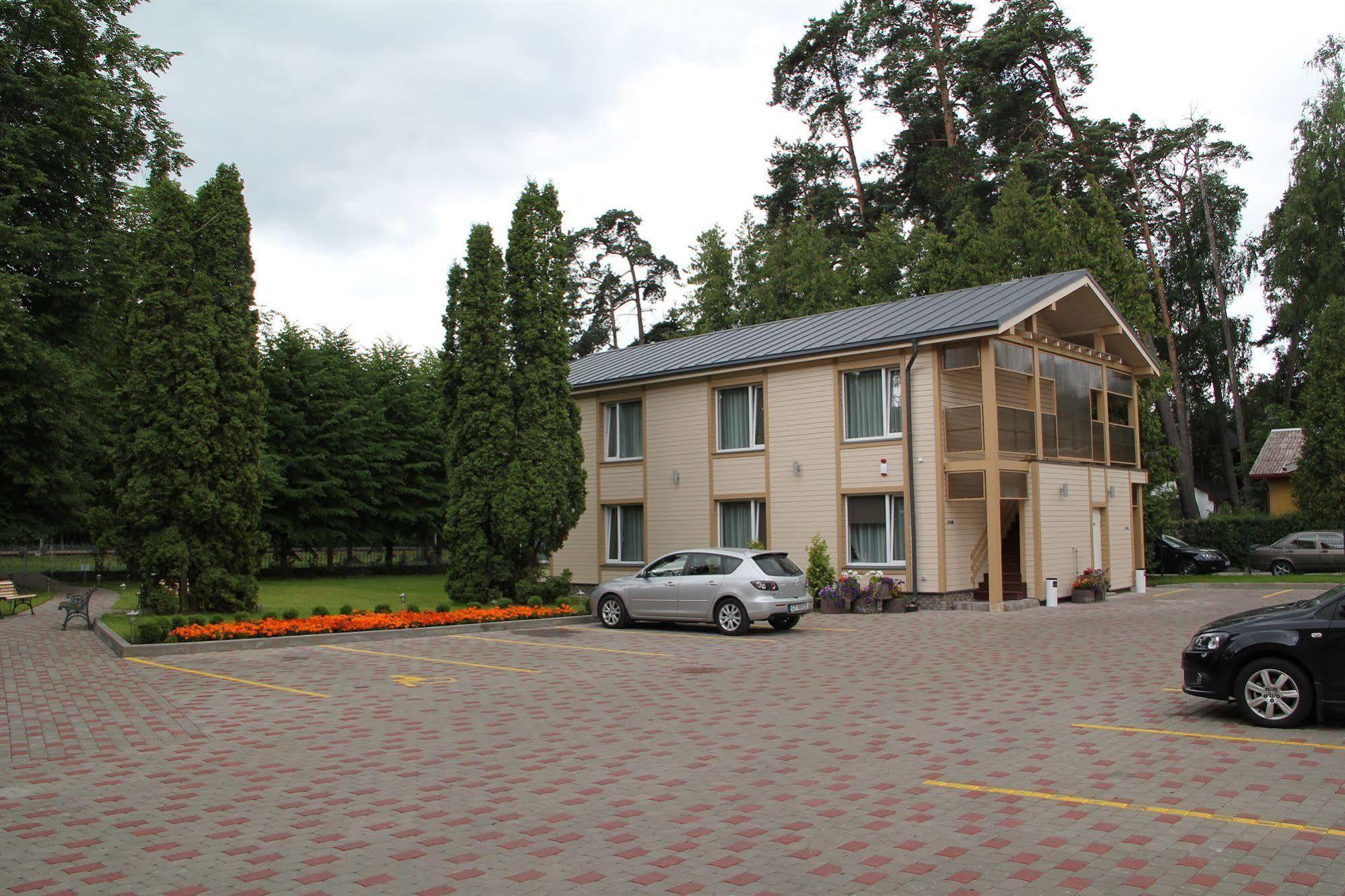Dzintars Hotel Юрмала Экстерьер фото